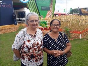 Grupo de mulheres e idosos do CRAS de Ubirat visitou o Show Rural em Cascavel