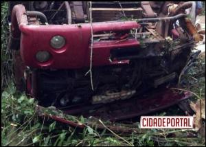 Motorista de 23 anos sai ileso de acidente entre Campina da Lagoa e Altamira na manh deste sbado, 10
