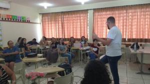 Professores da rede municipal de ensino participaram de formao profissional em Ubirat