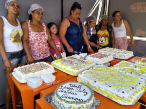 Associao de moradores da Comunidade Vila Recife em Ubirat realiza festa em homenagem ao dia das crianas