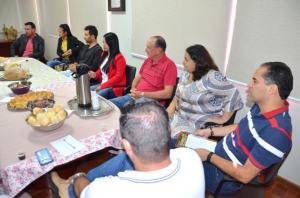 Representantes de Associaes de bairro se reuniram com prefeito em Ubirat