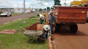 Servios Urbanos realiza limpeza de bocas-de-lobo em Ubirat