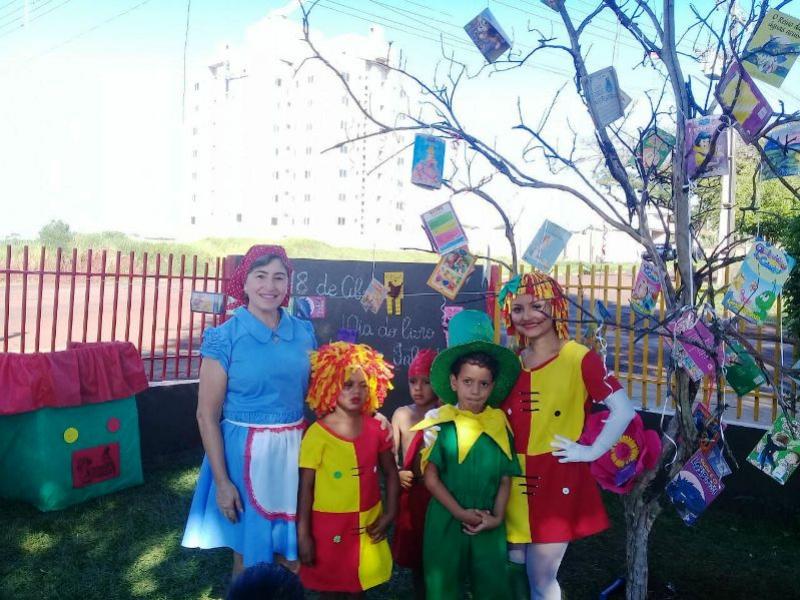 CMEI Nosso Lar desenvolveu atividades referentes ao Dia Nacional do Livro Infantil e ao Dia do Monteiro Lobato