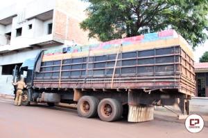 Polícia Militar de Juranda apreende caminhão carregado com carga de cigarros avaliada em 2 milhões