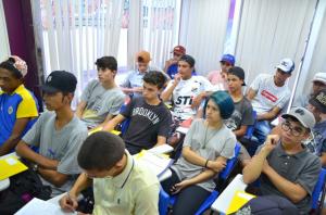 Adolescentes atendidos pela rede-scio assistencial participam de curso oferecido pelo municpio de Ubirat