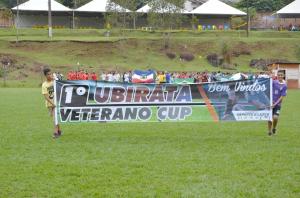FESTA DO FUTEBOL:Country Club fatura ttulo do Torneio Incio da 1 Ubirat Veteranos Cup