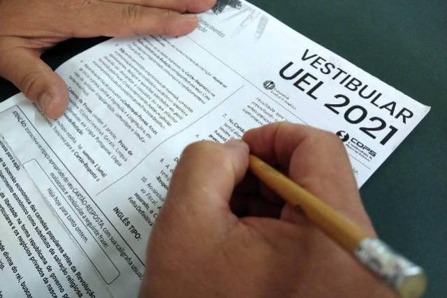 UEL divulga 2 convocao e lista de espera do Vestibular 2021 nesta tera-feira, 13
