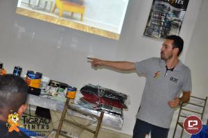 Parceria Tigro Tintas, Grafftex e Grafflit realizam palestra e treinamento para pintores em Goioer